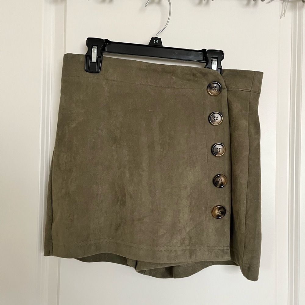 Fashion on Earth Olive Green Small Mini Skort
